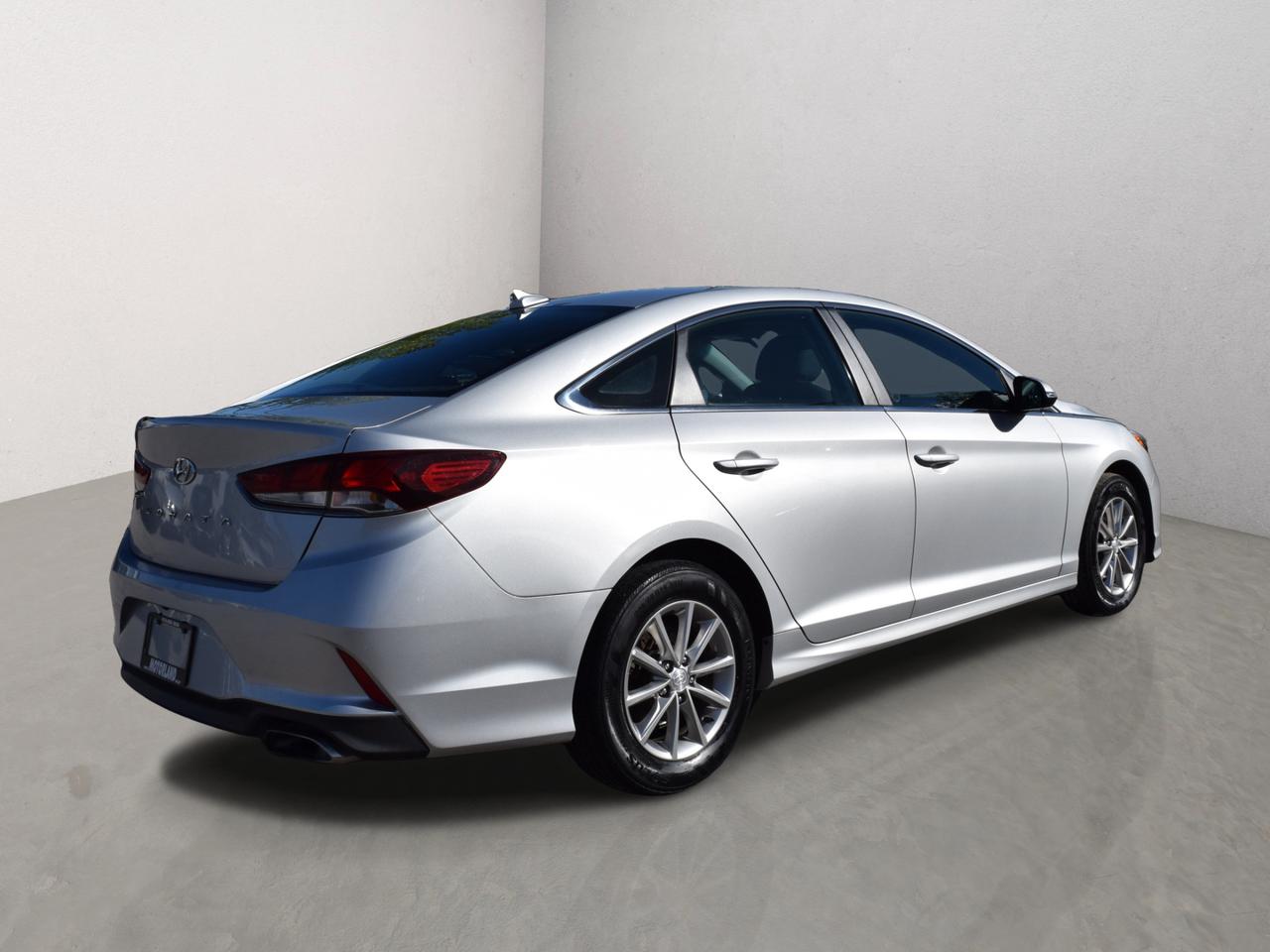 2019 Hyundai Sonata ESSENTIAL Photo