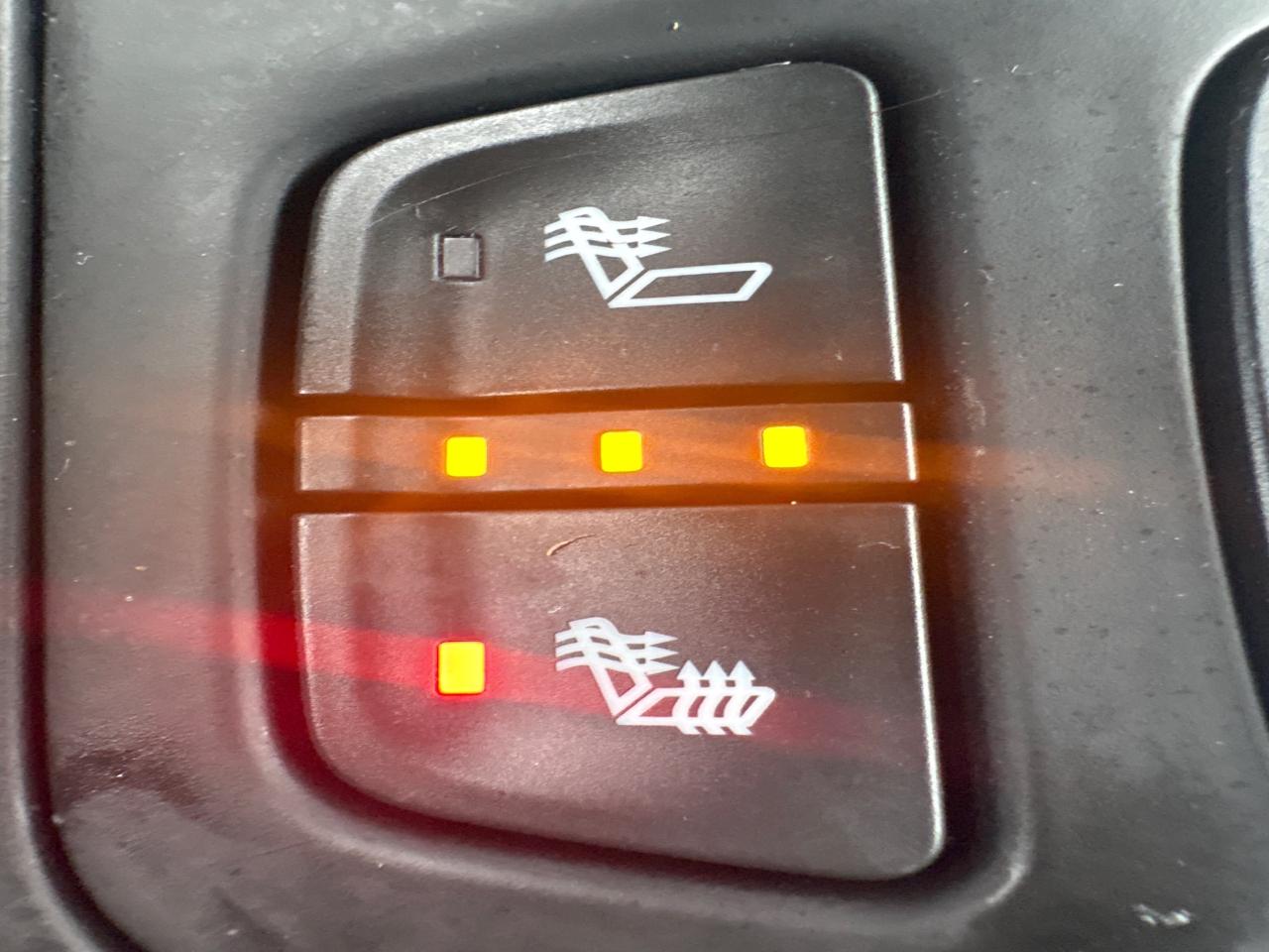 2024 GMC Terrain SLE AWD + Heated Seats +  NEW TIRES + 1 Owner Photo