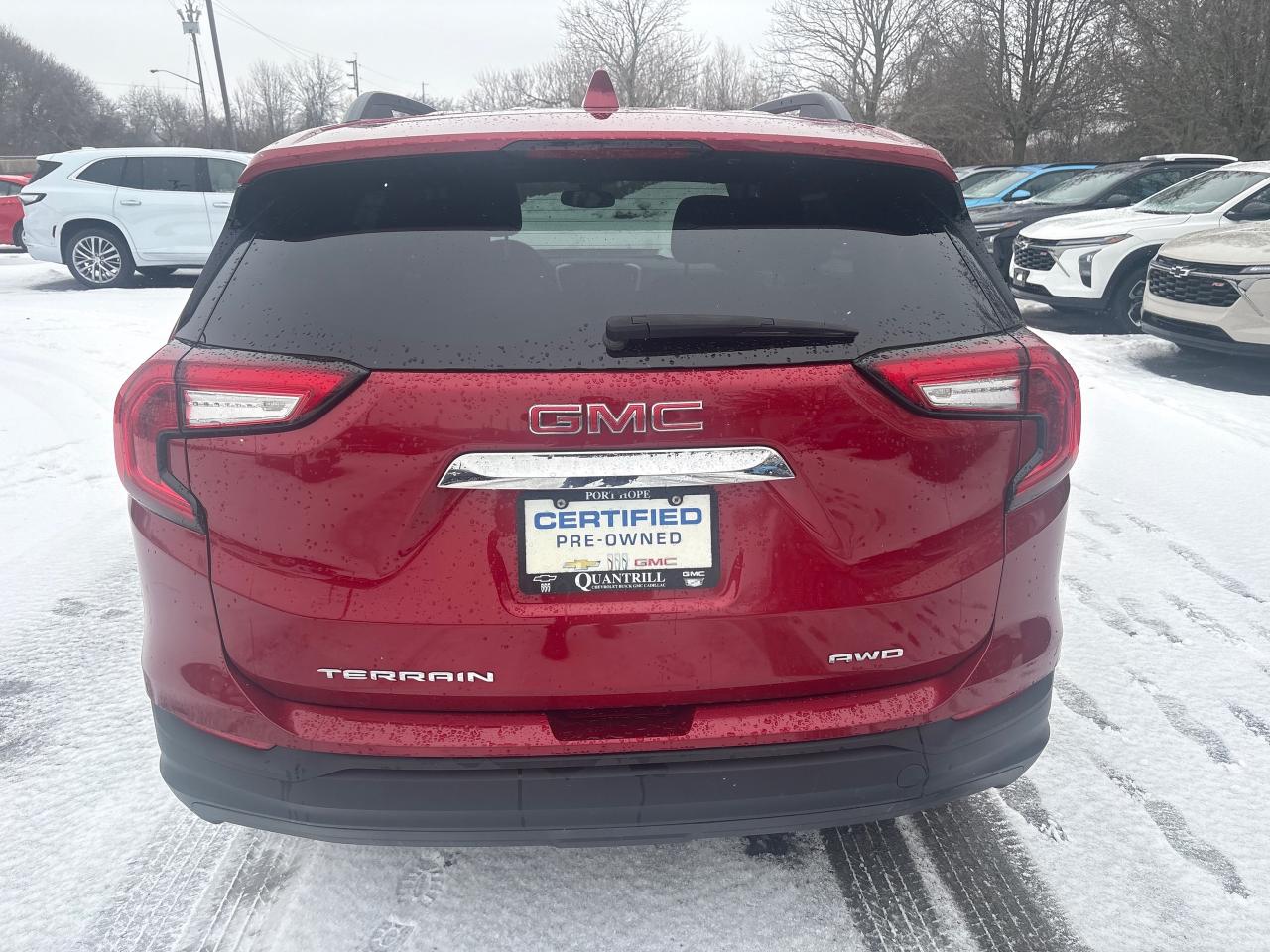 2024 GMC Terrain SLE AWD + Heated Seats +  NEW TIRES + 1 Owner Photo