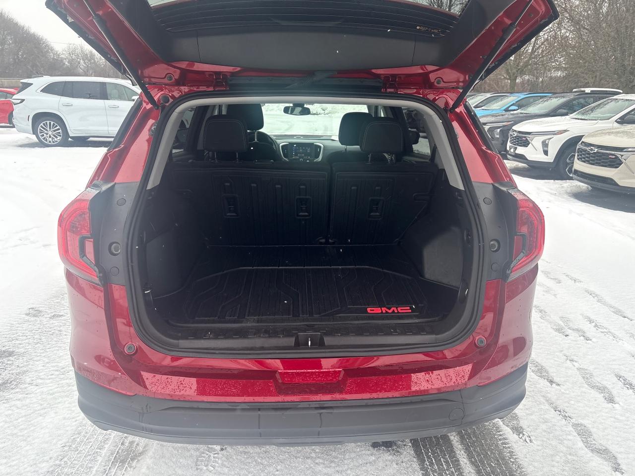 2024 GMC Terrain SLE AWD + Heated Seats +  NEW TIRES + 1 Owner Photo