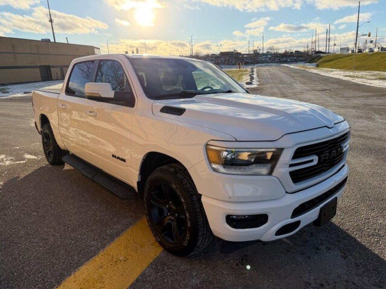 2023 RAM 1500 Sport   LEVEL 2 EQUIPMENT   eTorque   HEMI Photo2