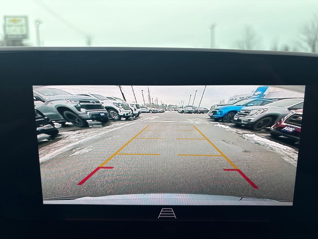 2024 Buick Envista Sunroof + Adv Safety Pkg + 1 Owner Photo