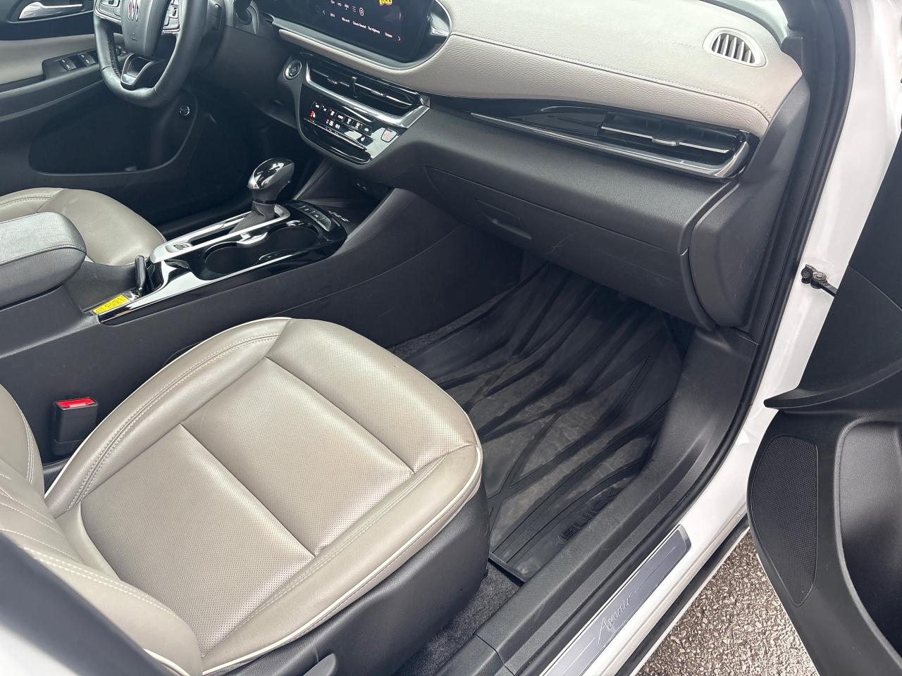 2024 Buick Envista Sunroof + Adv Safety Pkg + 1 Owner Photo