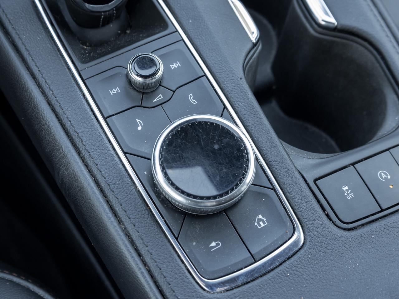 2022 Cadillac XT4 AWD 4dr Sport Photo