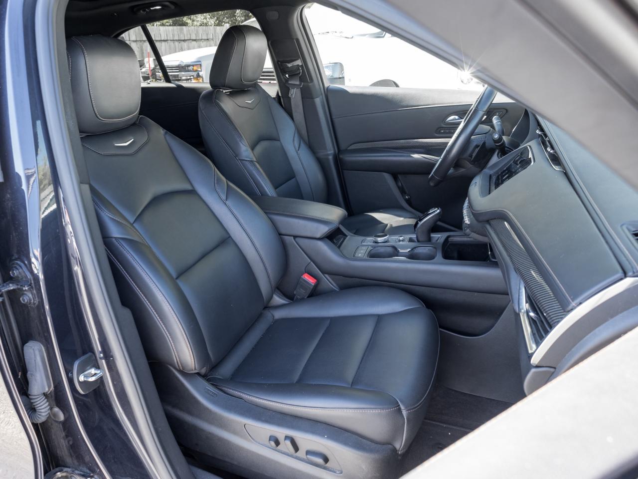 2022 Cadillac XT4 AWD 4dr Sport Photo