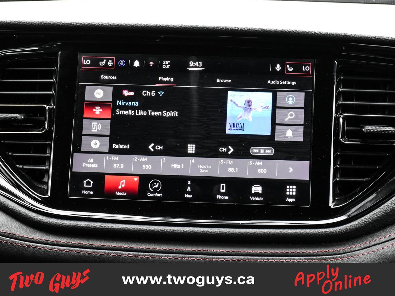 2022 Dodge Durango R/T 5.7L AWD   7 Pass   New Tires   Nav Photo