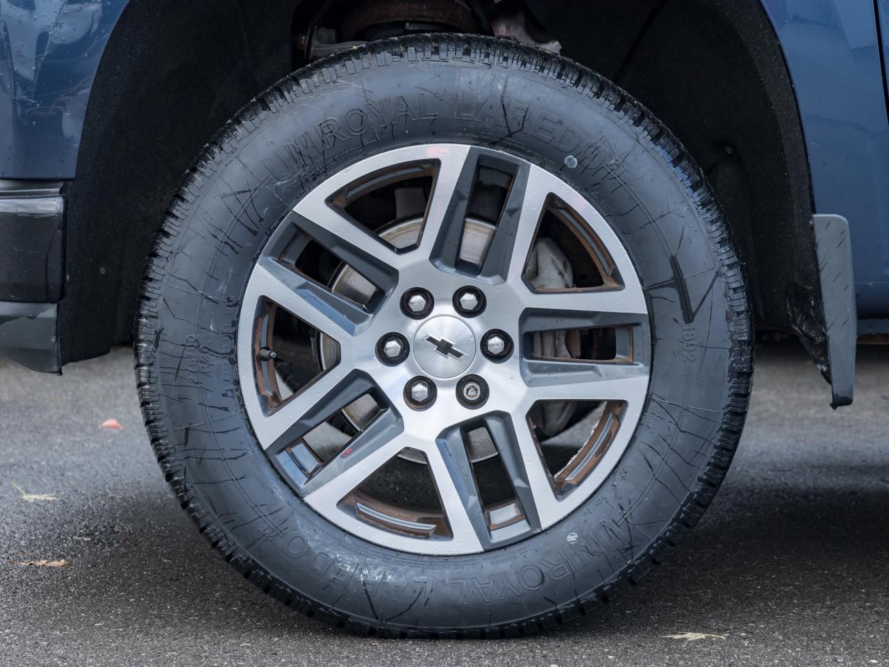 2019 Chevrolet Silverado 1500 2" Factory Lift, Trailering PKG, Custom Convi PKG Photo4