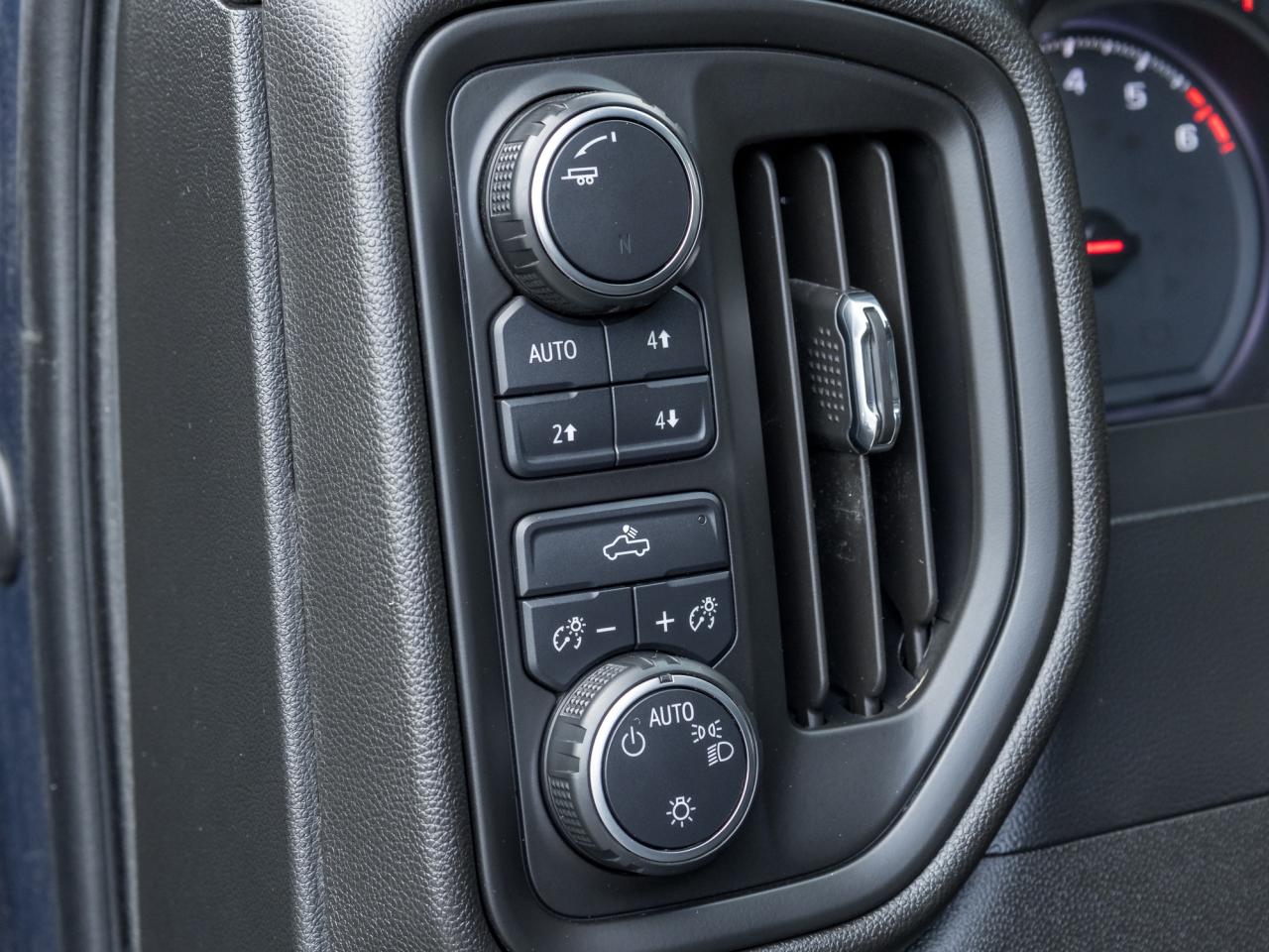 2019 Chevrolet Silverado 1500 2" Factory Lift, Trailering PKG, Custom Convi PKG Photo