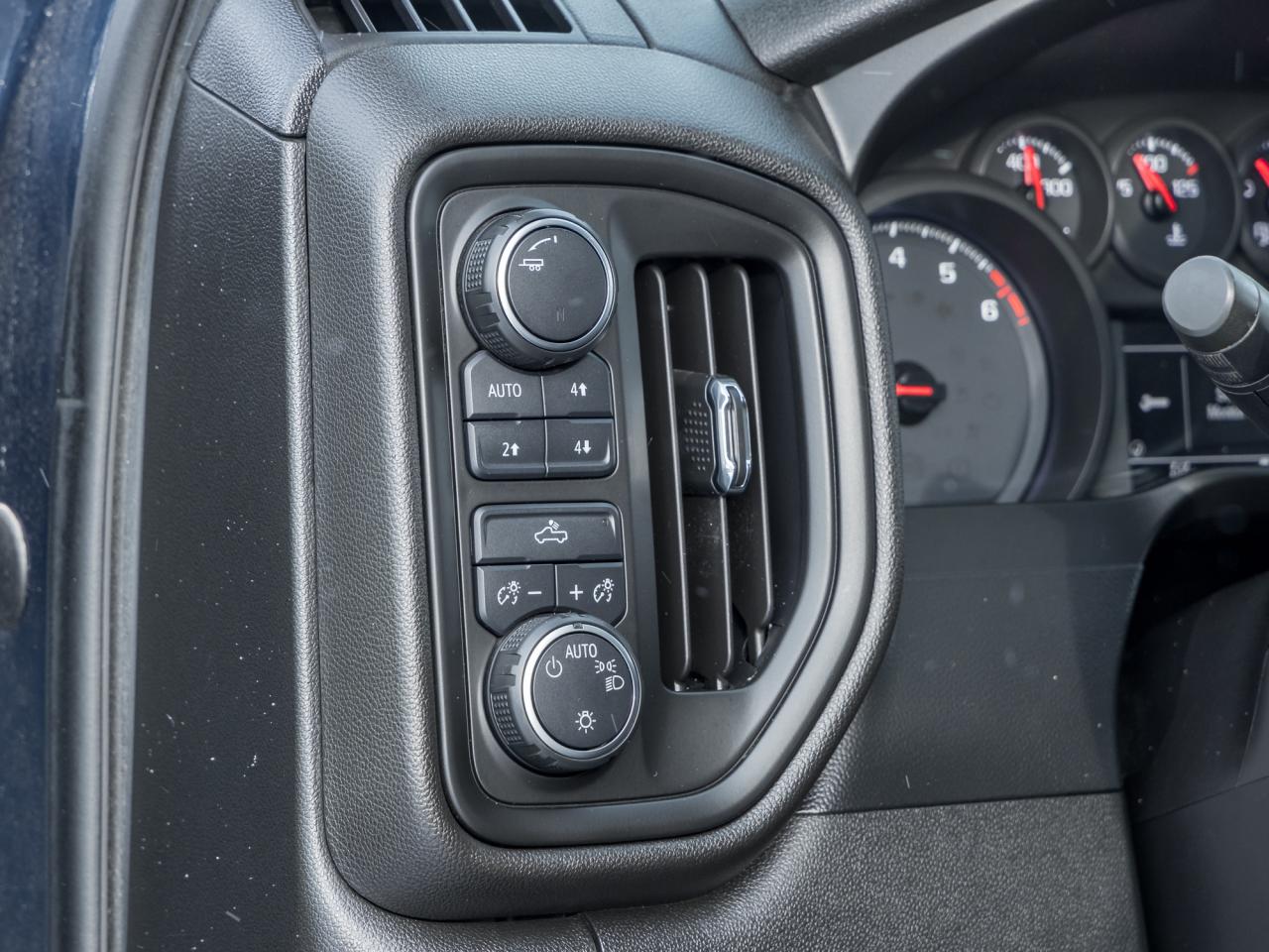2019 Chevrolet Silverado 1500 New Leather installed   Heated seats Photo