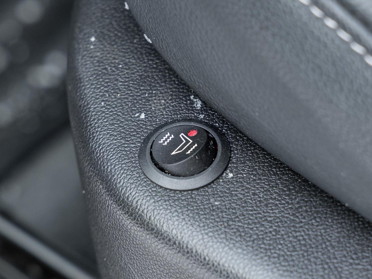 2019 Chevrolet Silverado 1500 Leather   Heated seats   NEW TIRES & BRAKES Photo