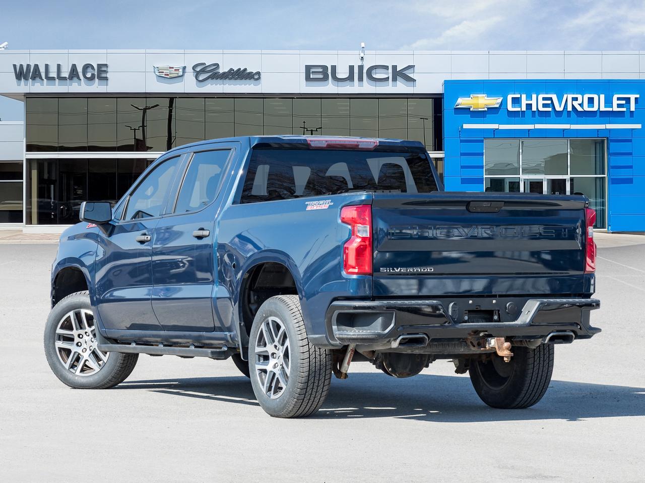 2019 Chevrolet Silverado 1500 Leather   Heated seats   NEW TIRES & BRAKES Photo