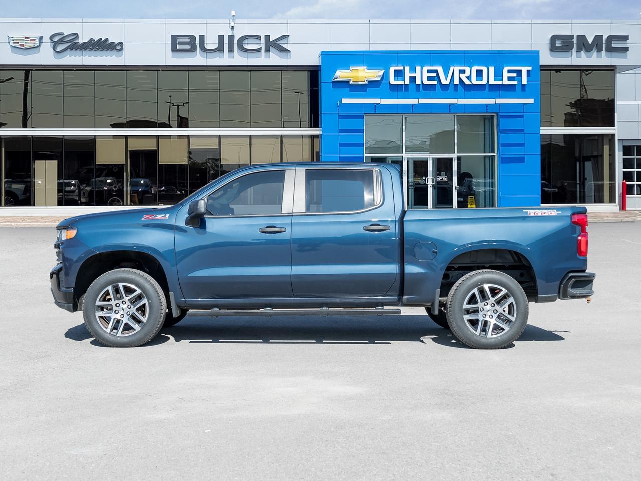 2019 Chevrolet Silverado 1500 Leather   Heated seats   NEW TIRES & BRAKES Photo2