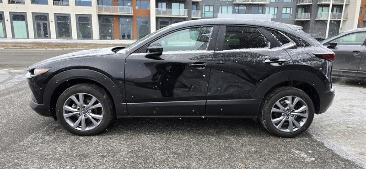 2023 Mazda CX-30 GS AWD at Photo2