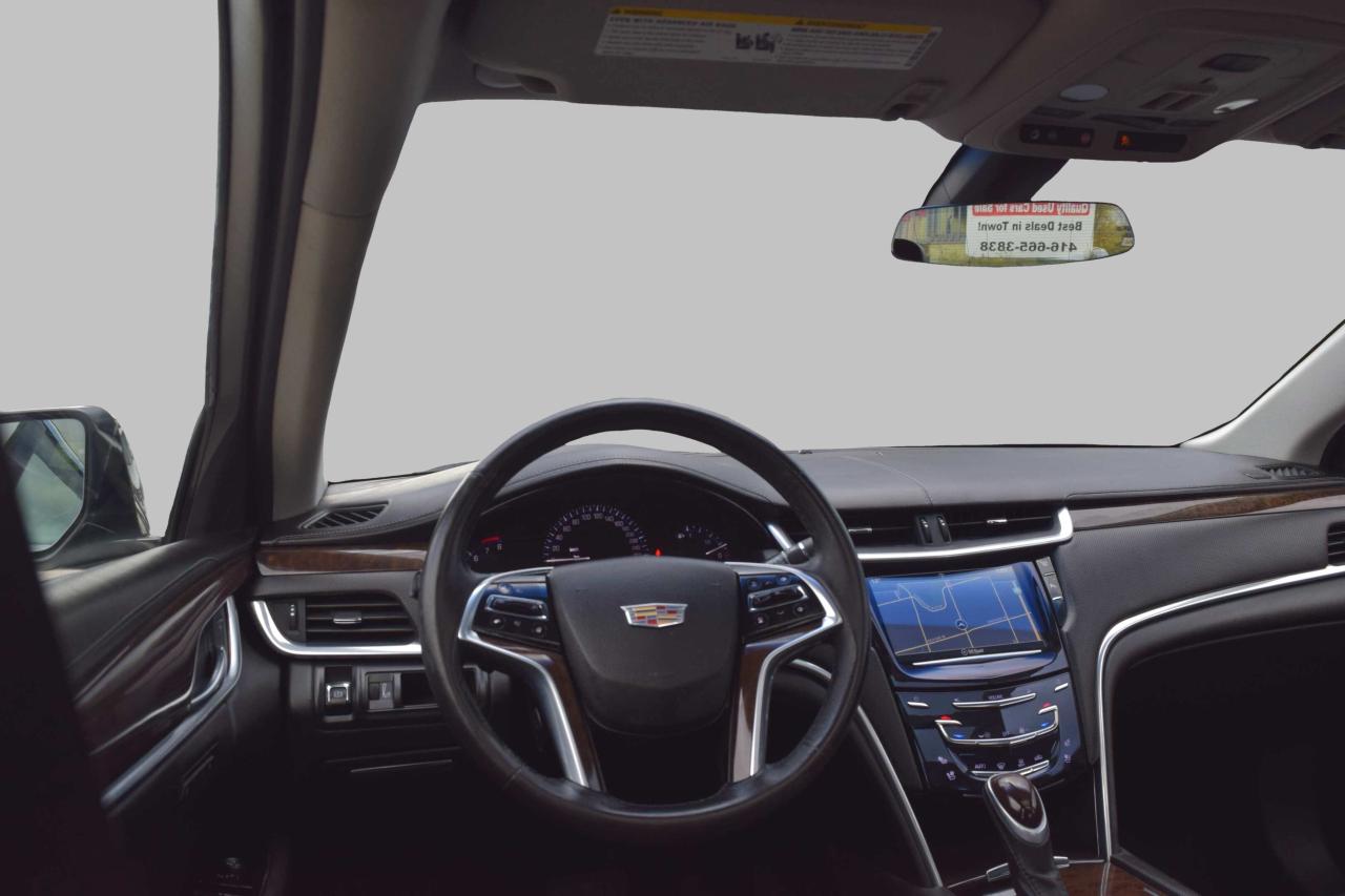 2016 Cadillac XTS Luxury Collection Photo