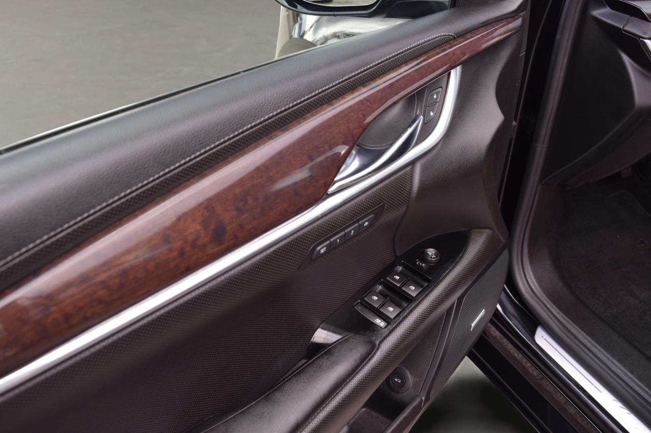 2016 Cadillac XTS Luxury Collection Photo