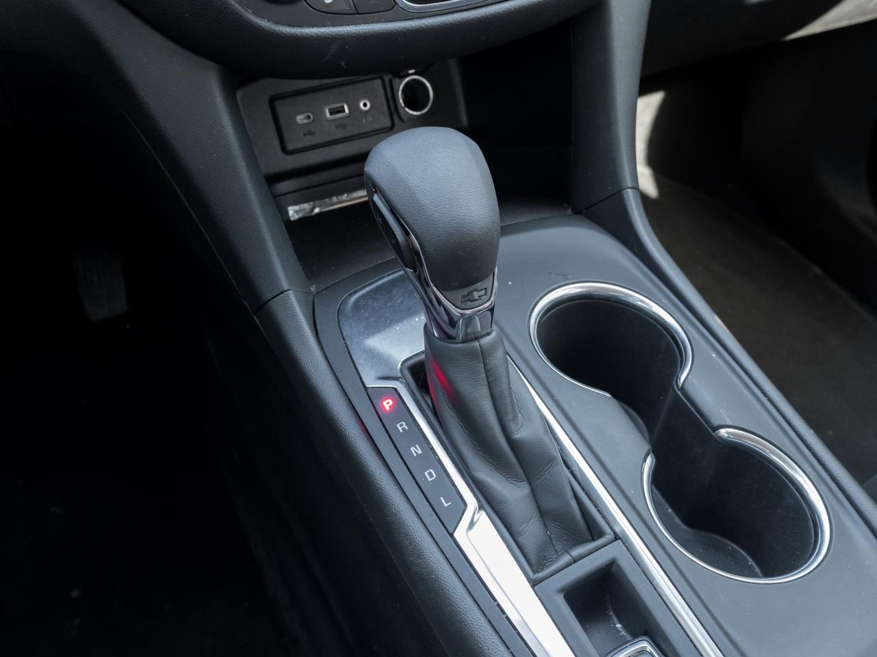 2022 Chevrolet Equinox LT Heated Seats, RMT Start, 1 Owner Photo