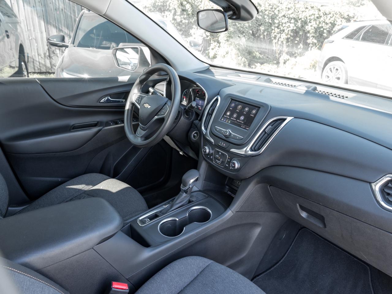 2022 Chevrolet Equinox LT Heated Seats, RMT Start, 1 Owner Photo