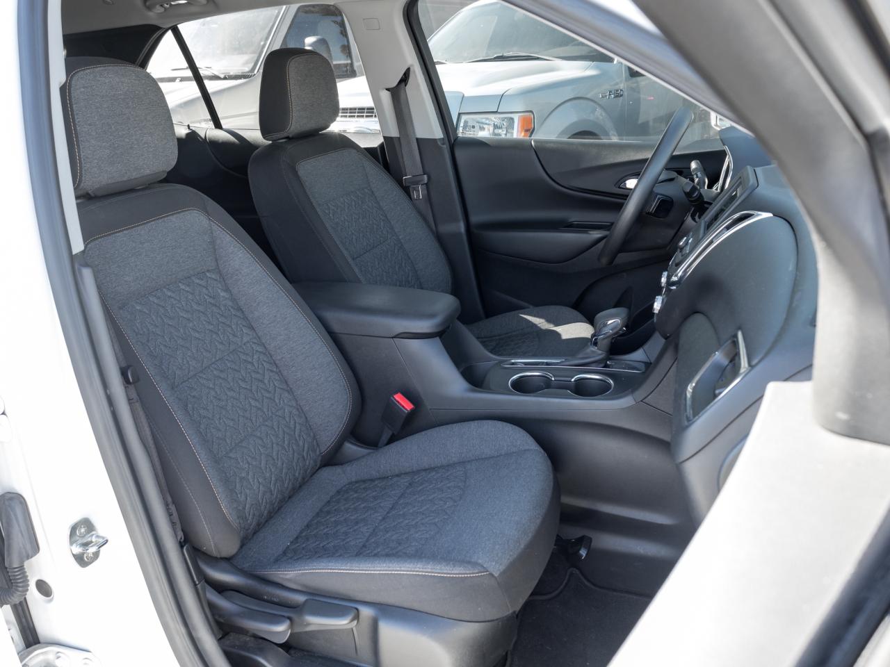 2022 Chevrolet Equinox LT Heated Seats, RMT Start, 1 Owner Photo