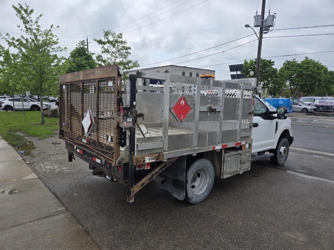 2019 Ford F-350 4x4 6.2L V8 Gas - Flatbed - Alum Frame + Lift Photo