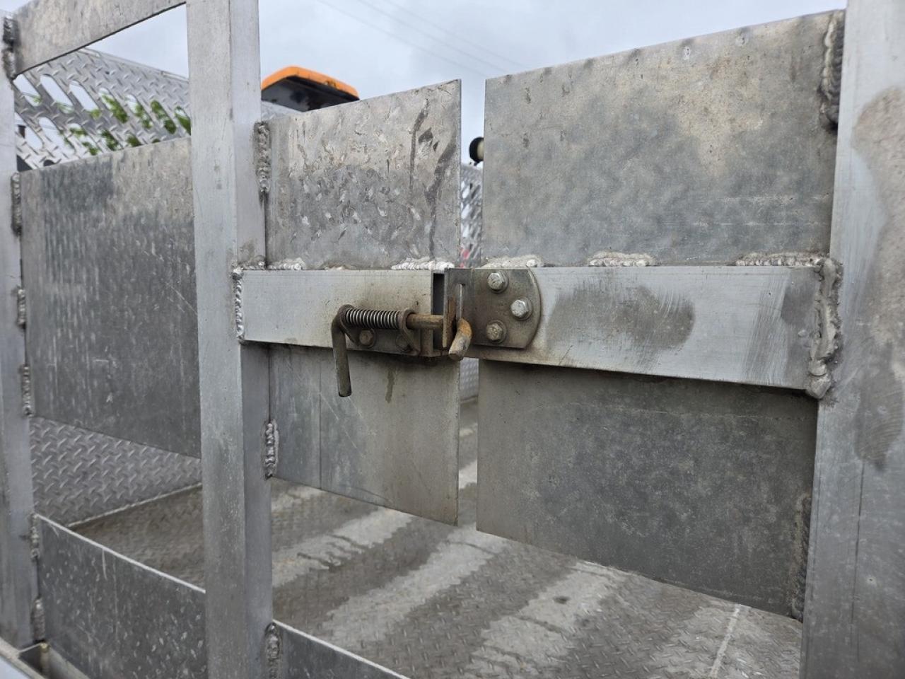 2019 Ford F-350 4x4 6.2L V8 Gas - Flatbed - Alum Frame + Lift Photo