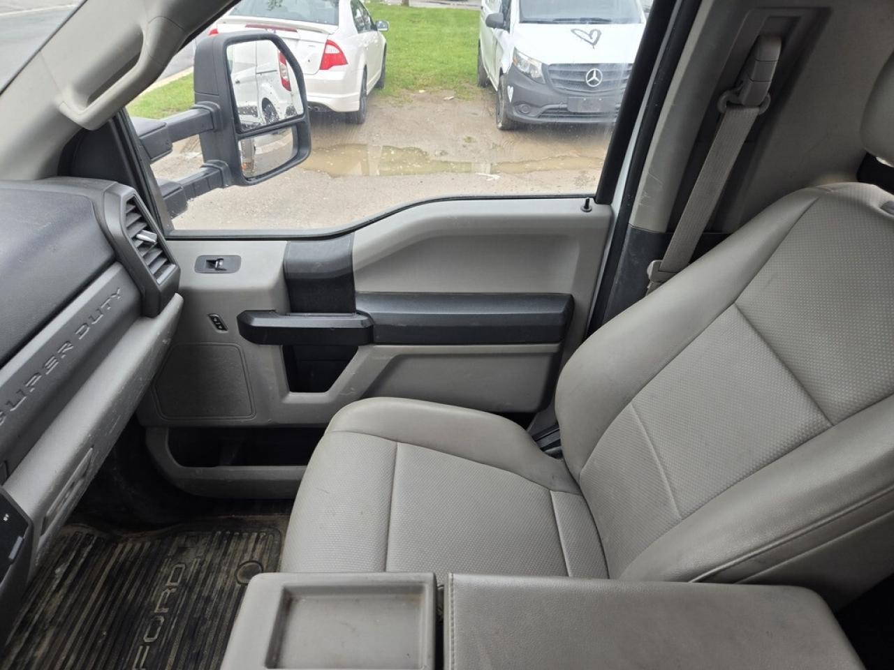 2019 Ford F-350 4x4 6.2L V8 Gas - Flatbed - Alum Frame + Lift Photo