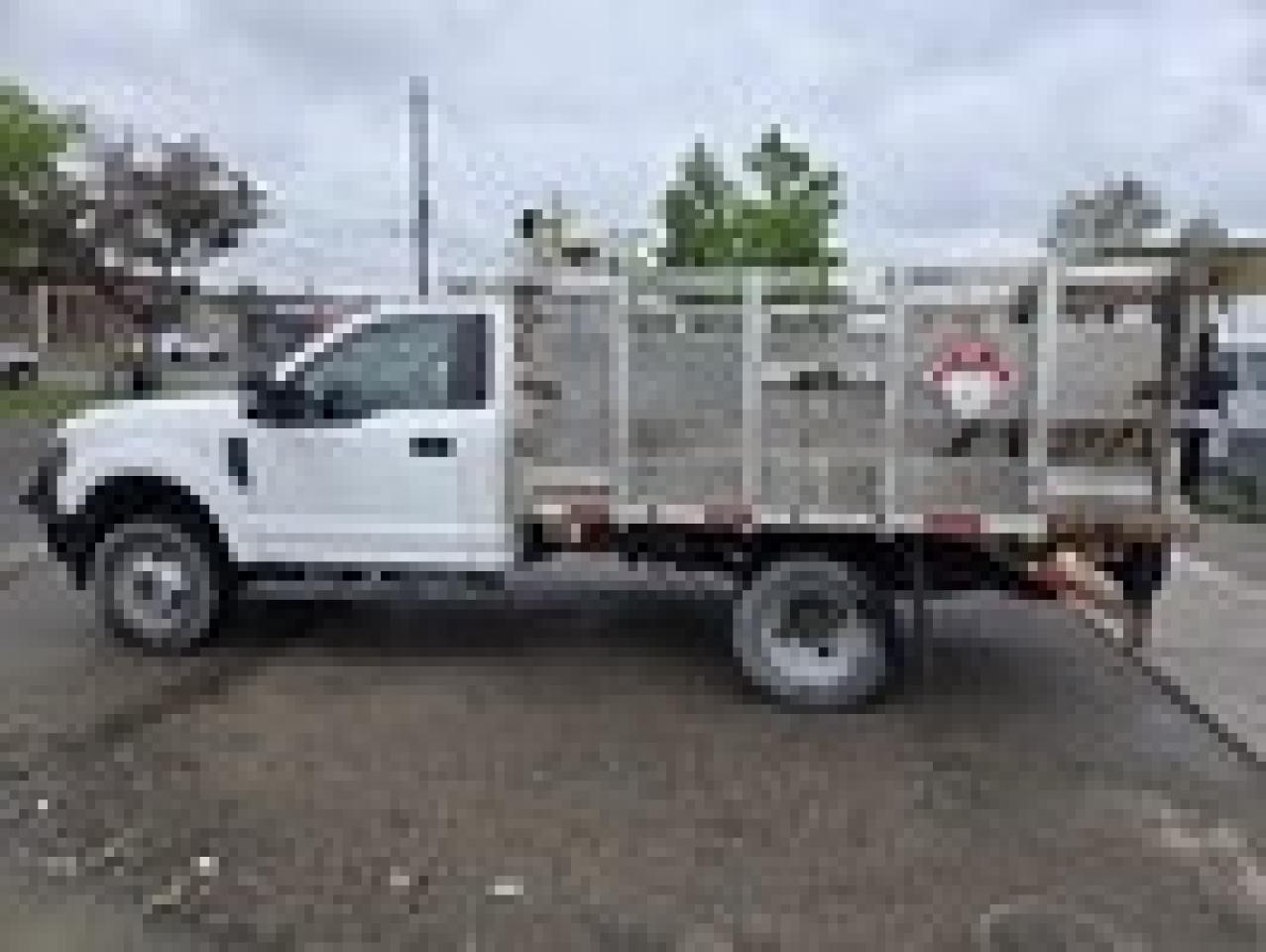 2019 Ford F-350 4x4 6.2L V8 Gas - Flatbed - Alum Frame + Lift Photo