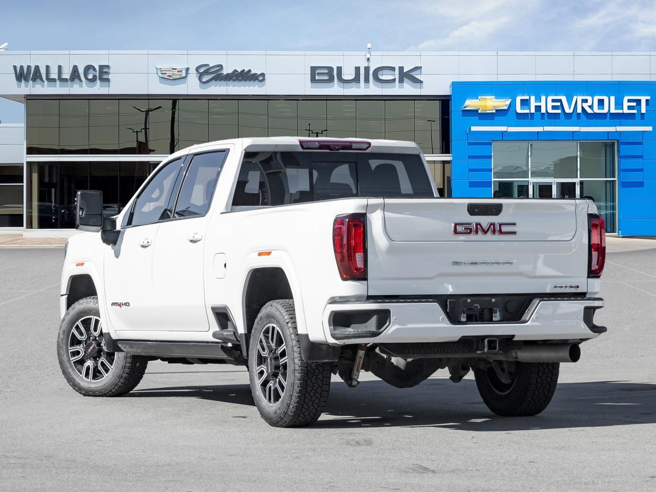 2023 GMC SIERRA 2500HD 4WD Crew Cab 159  AT4 Photo