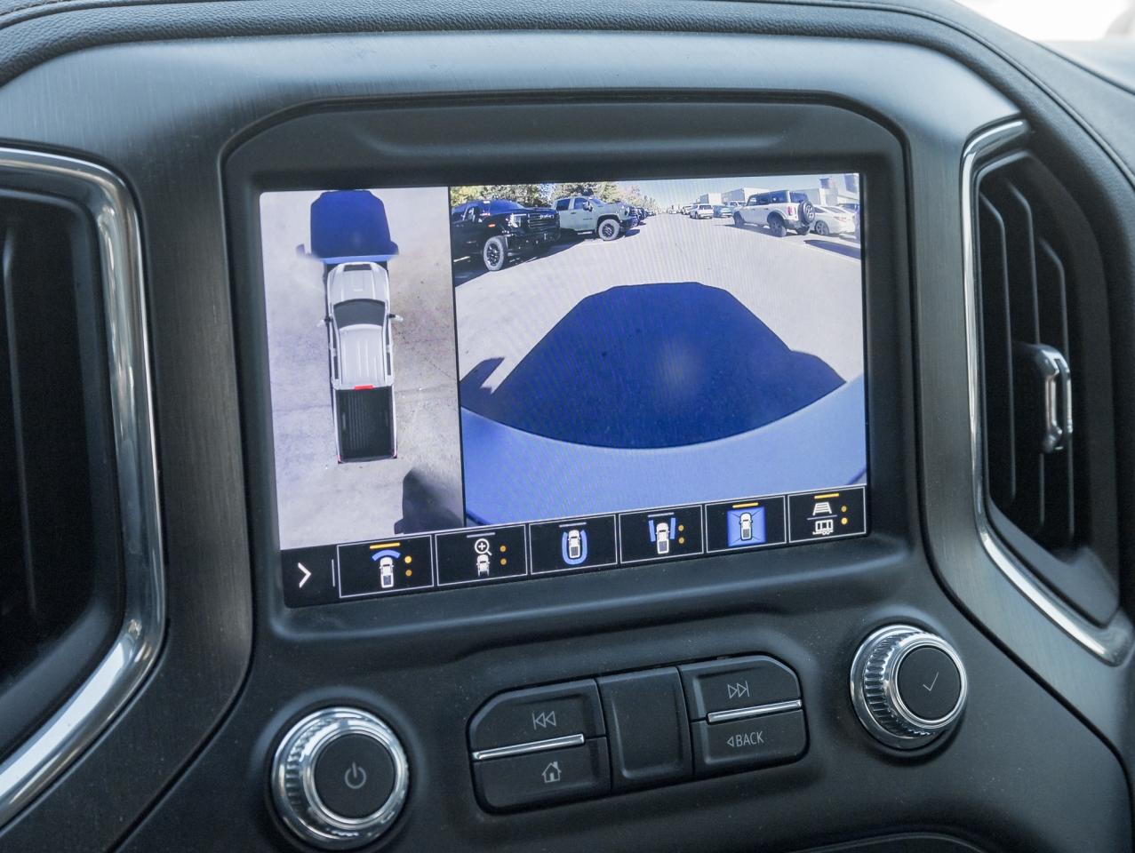 2023 GMC SIERRA 2500HD 4WD Crew Cab 159  AT4 Photo