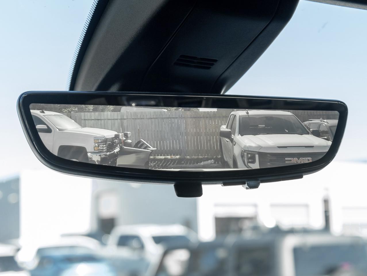 2023 GMC SIERRA 2500HD 4WD Crew Cab 159  AT4 Photo