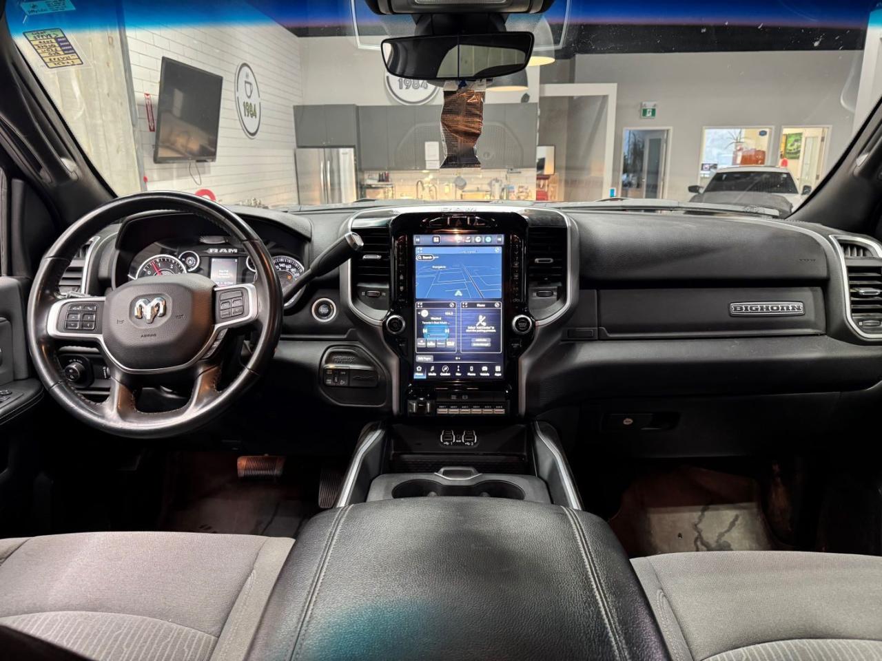 2022 RAM 2500 Big Horn 4x4 Crew Cab 6'4 Box Photo