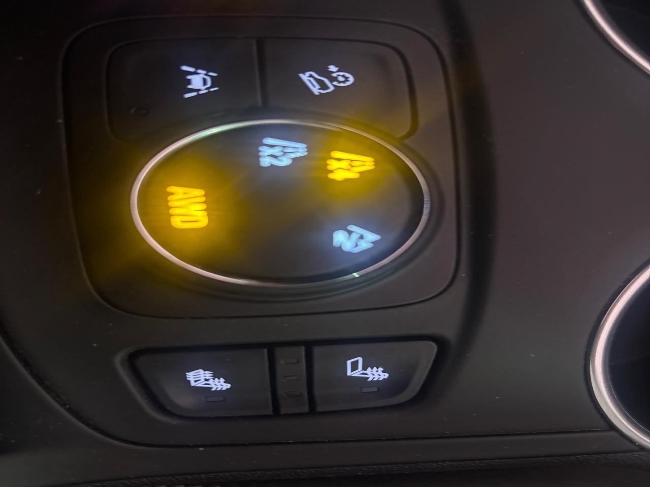 2021 GMC Terrain SLT AWD + Sunroof + Navi + 1 Owner Photo