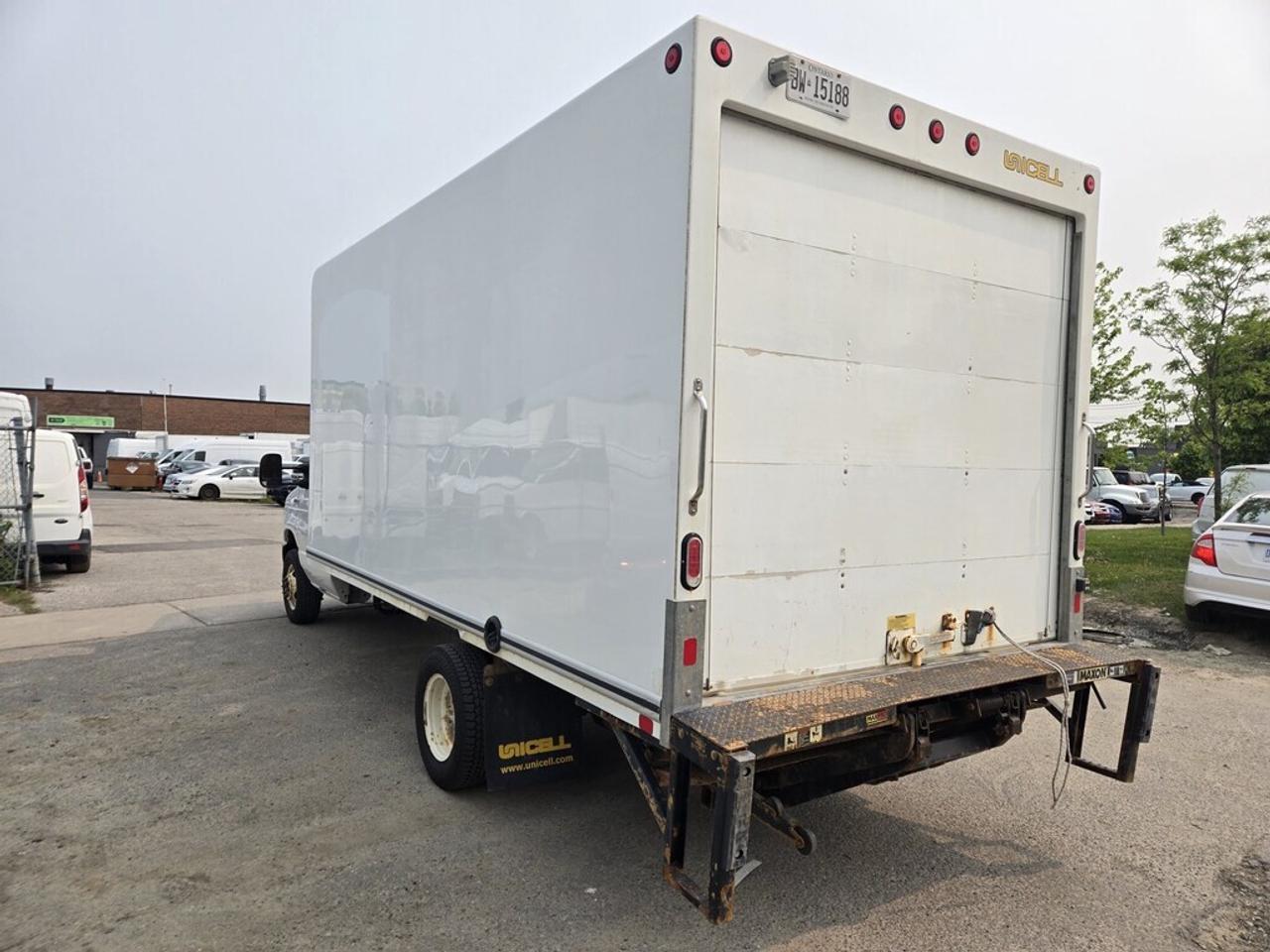 2021 Ford E-450 16Ft Box - V8 Gas - MAXON Lift Gate Photo