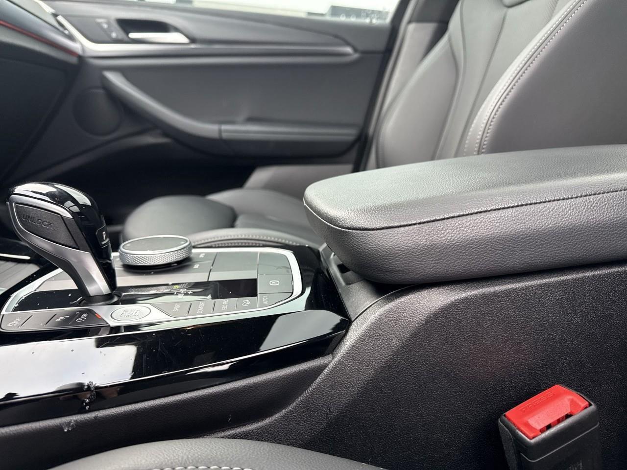 2022 BMW X3 xDrive30i Photo