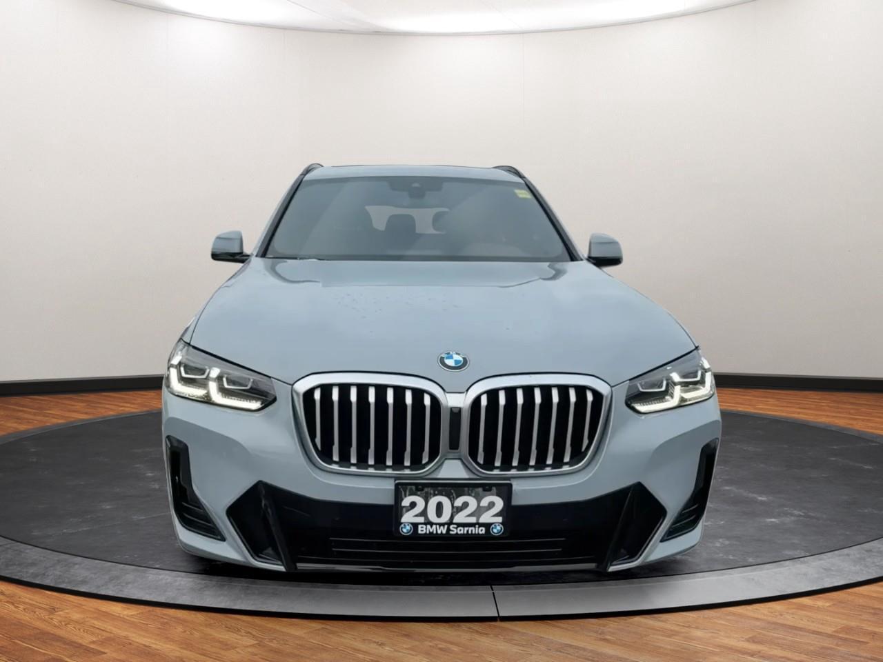 2022 BMW X3 xDrive30i Photo2