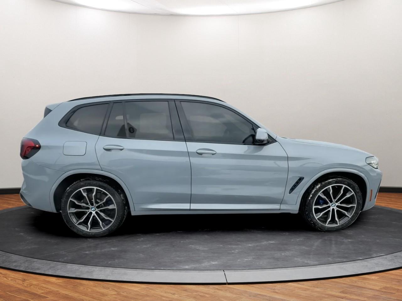 2022 BMW X3 xDrive30i Photo