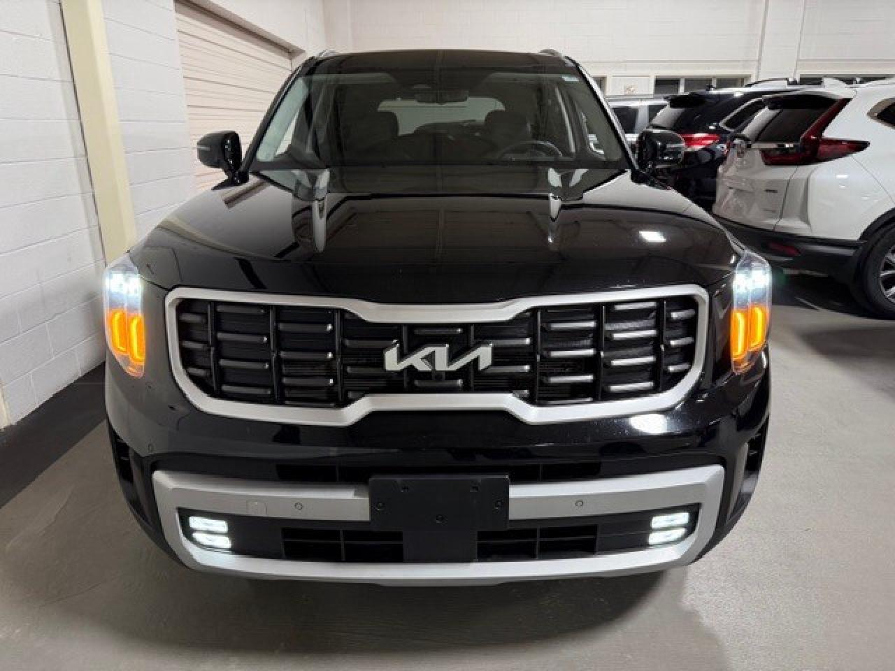 2024 Kia Telluride SX Limited   AWD   FULLY LOADED   CERTIFIED Photo2