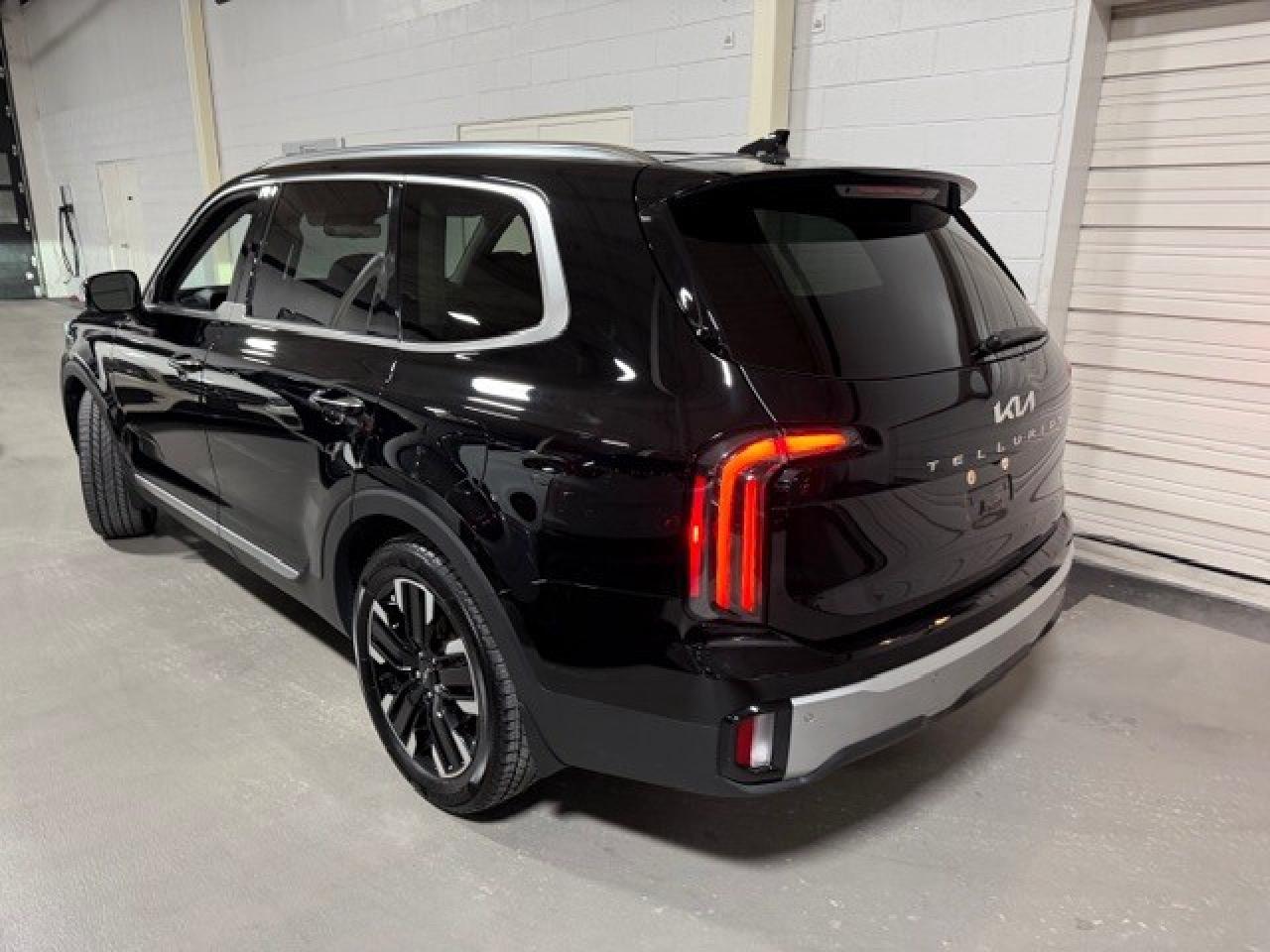2024 Kia Telluride SX Limited   AWD   FULLY LOADED   CERTIFIED Photo