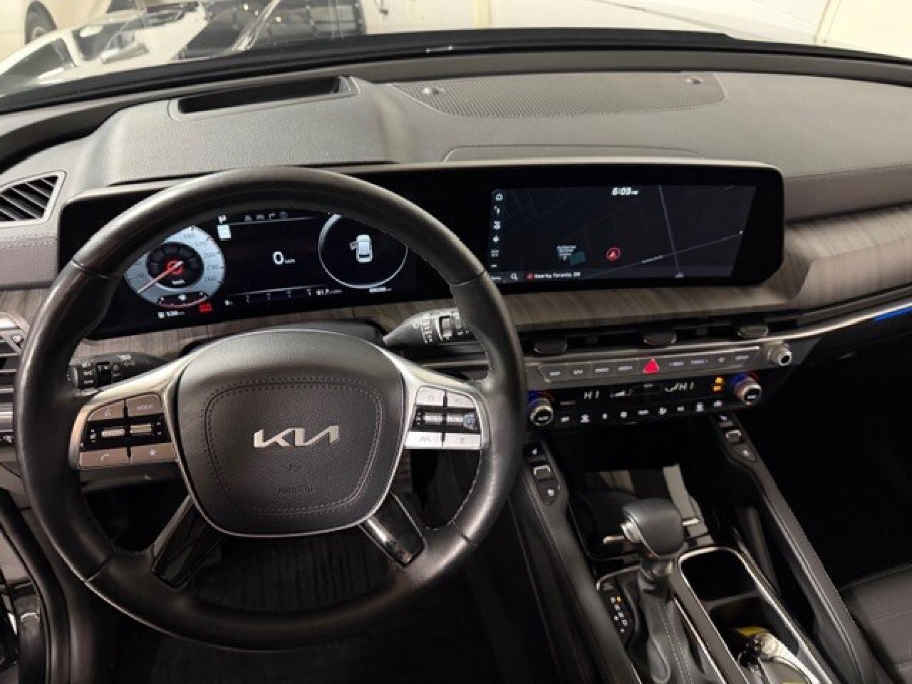 2024 Kia Telluride SX Limited   AWD   FULLY LOADED   CERTIFIED Photo