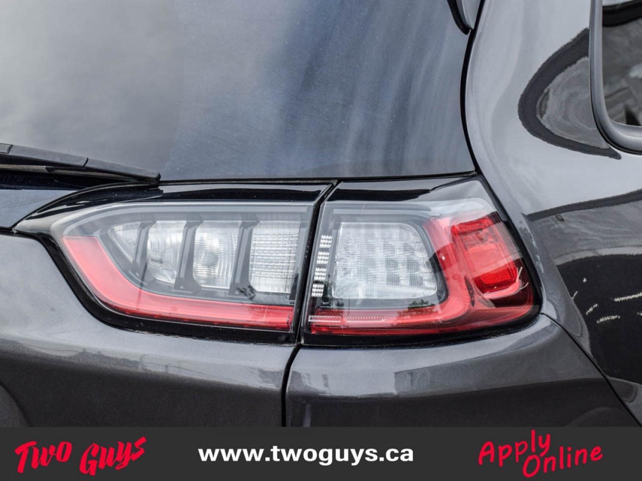 2020 Jeep Cherokee Altitude Pkg   North 3.2L 4WD   New TIres   Remote Photo