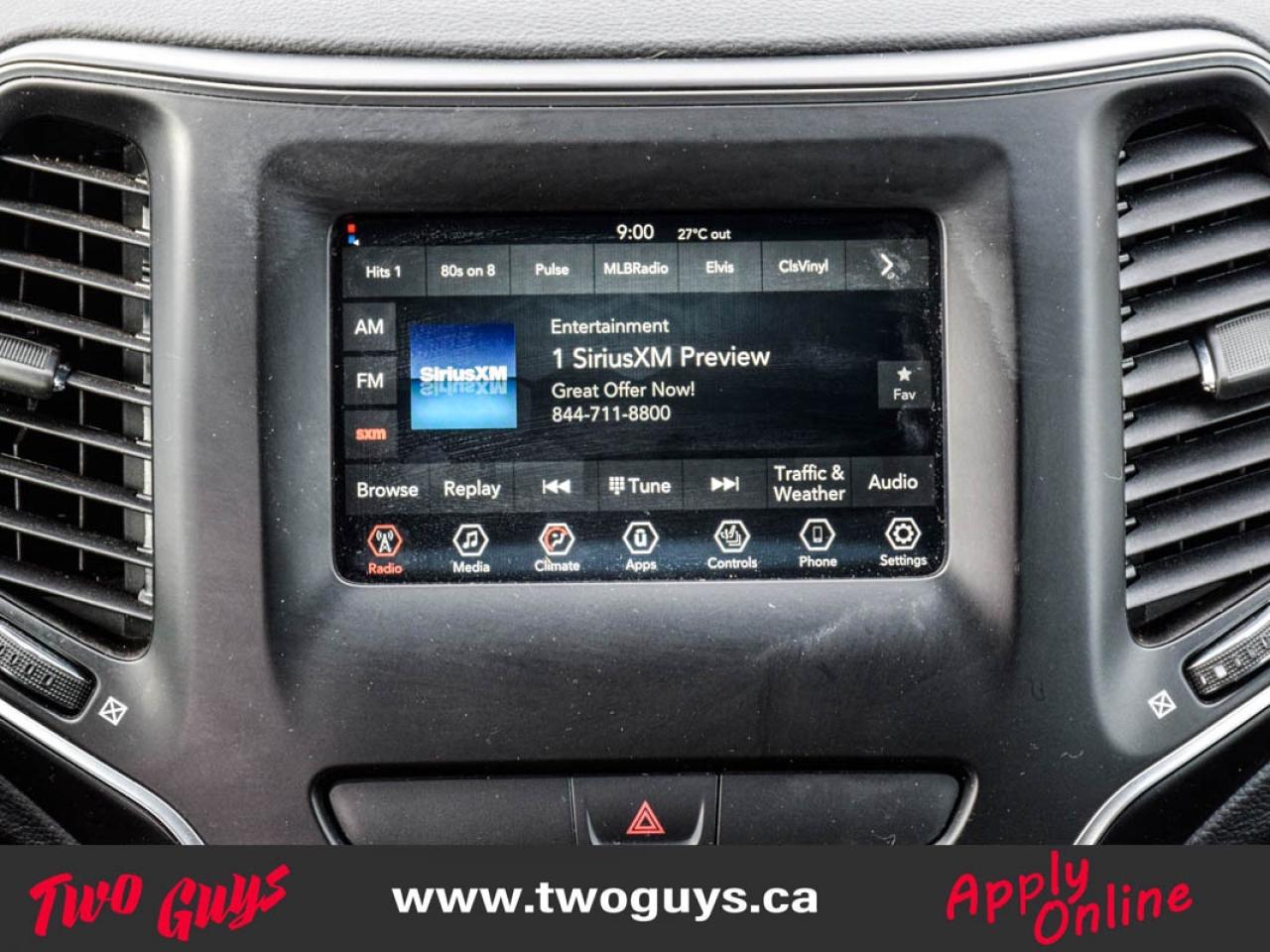 2020 Jeep Cherokee Altitude Pkg   North 3.2L 4WD   New TIres   Remote Photo