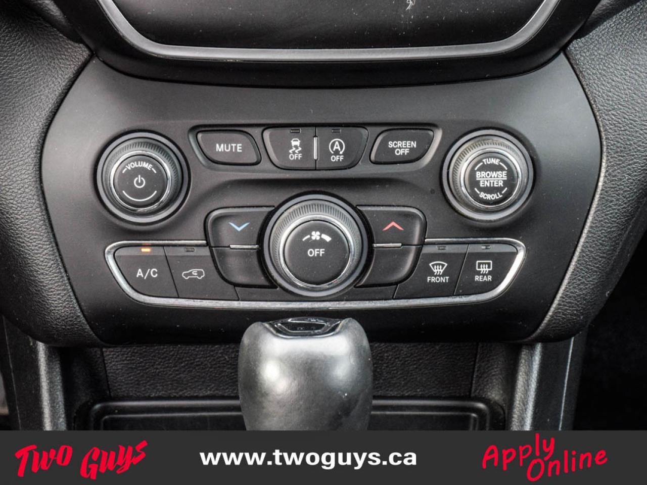 2020 Jeep Cherokee Altitude Pkg   North 3.2L 4WD   New TIres   Remote Photo