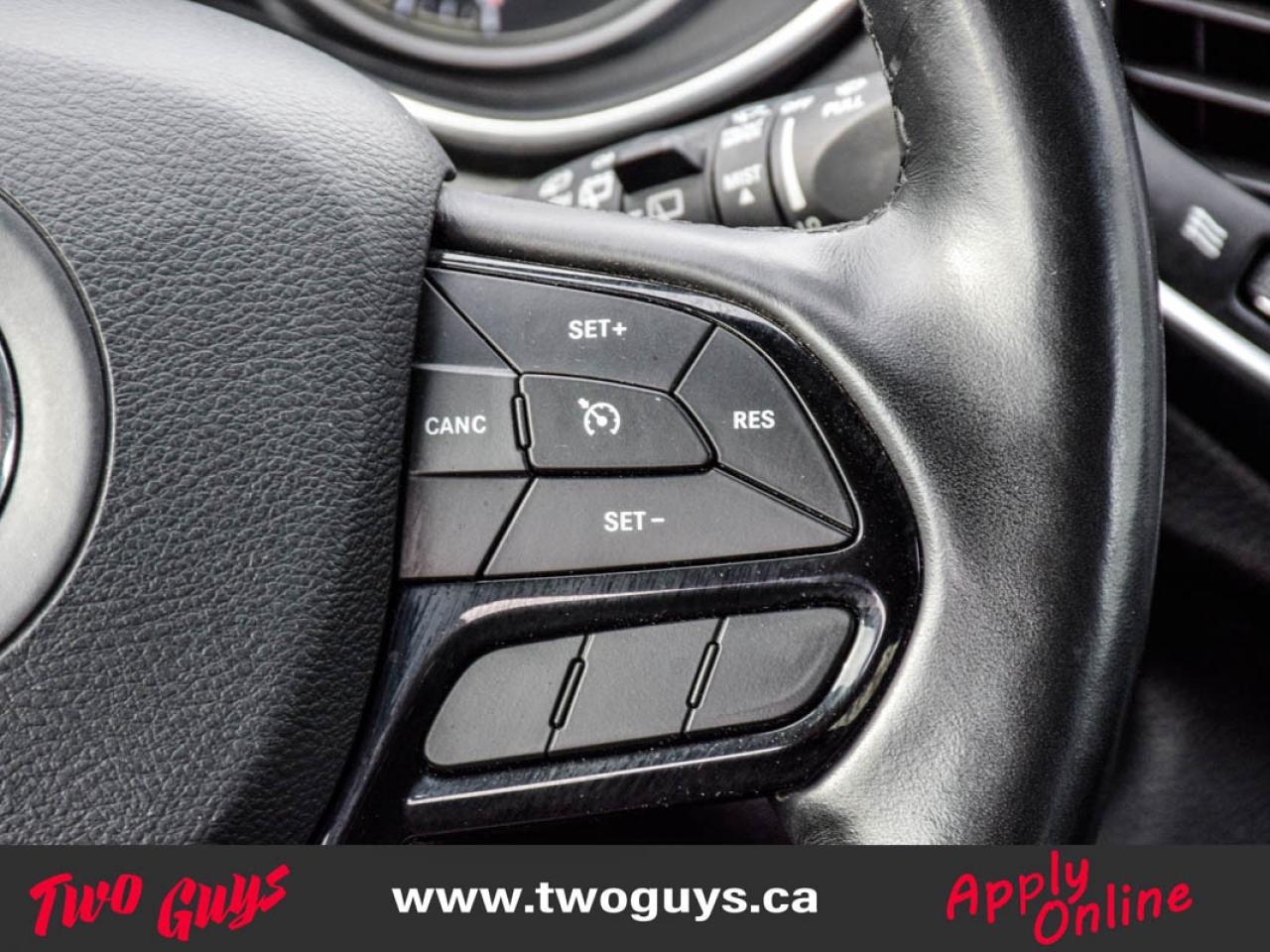 2020 Jeep Cherokee Altitude Pkg   North 3.2L 4WD   New TIres   Remote Photo