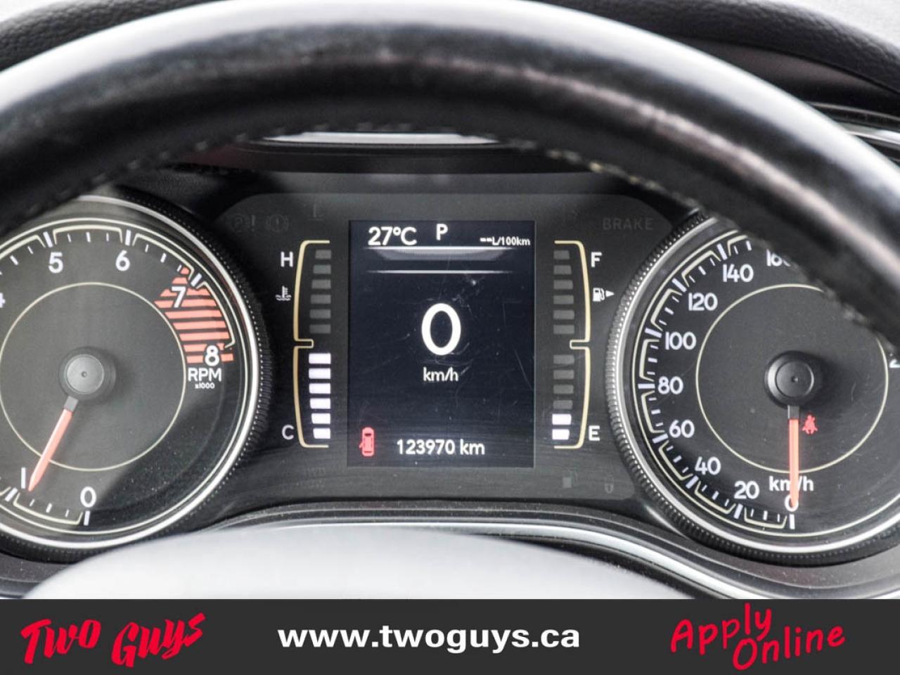 2020 Jeep Cherokee Altitude Pkg   North 3.2L 4WD   New TIres   Remote Photo