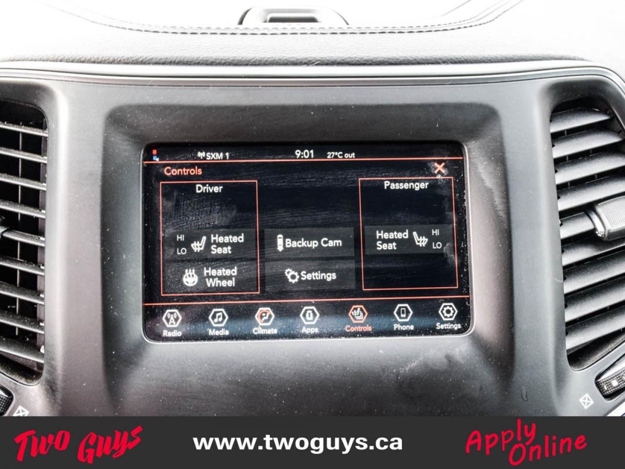 2020 Jeep Cherokee Altitude Pkg   North 3.2L 4WD   New TIres   Remote Photo