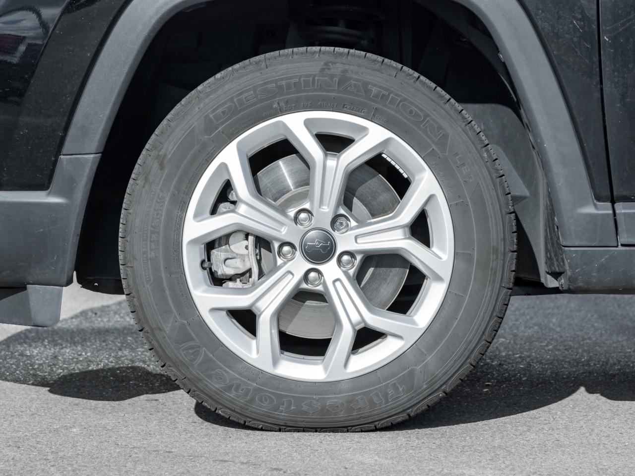 2025 Jeep Compass 4x4, North Edition, 17" Alloy Wheels, Remote start Photo