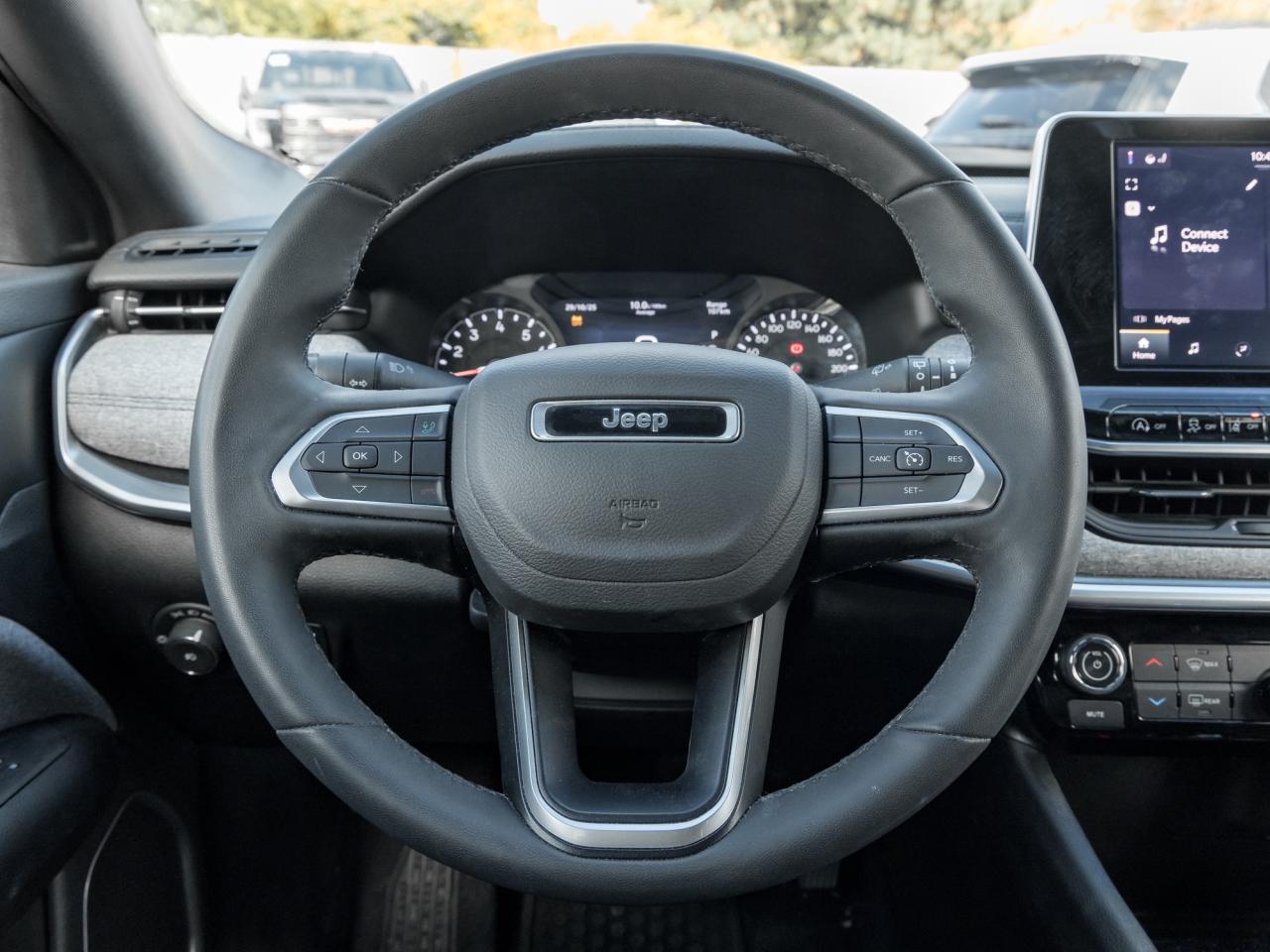 2025 Jeep Compass 4x4, North Edition, 17" Alloy Wheels, Remote start Photo