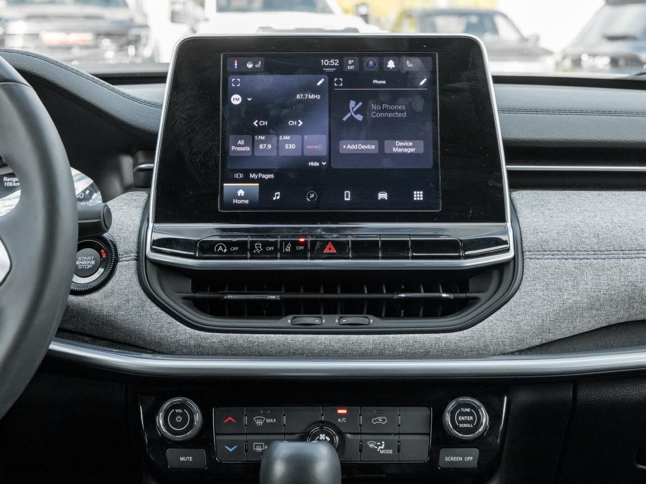 2025 Jeep Compass 4x4, North Edition, 17" Alloy Wheels, Remote start Photo