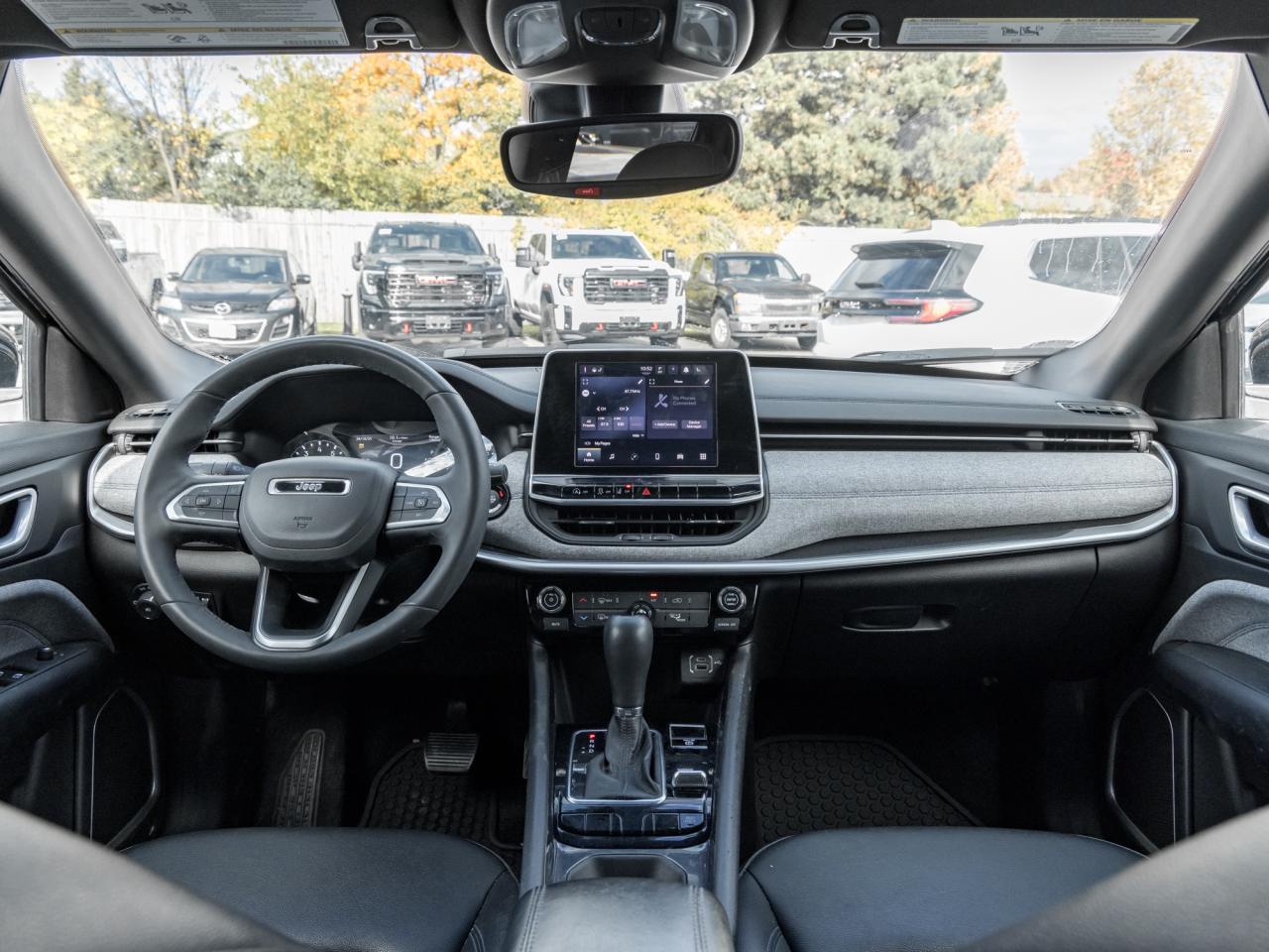 2025 Jeep Compass 4x4, North Edition, 17" Alloy Wheels, Remote start Photo