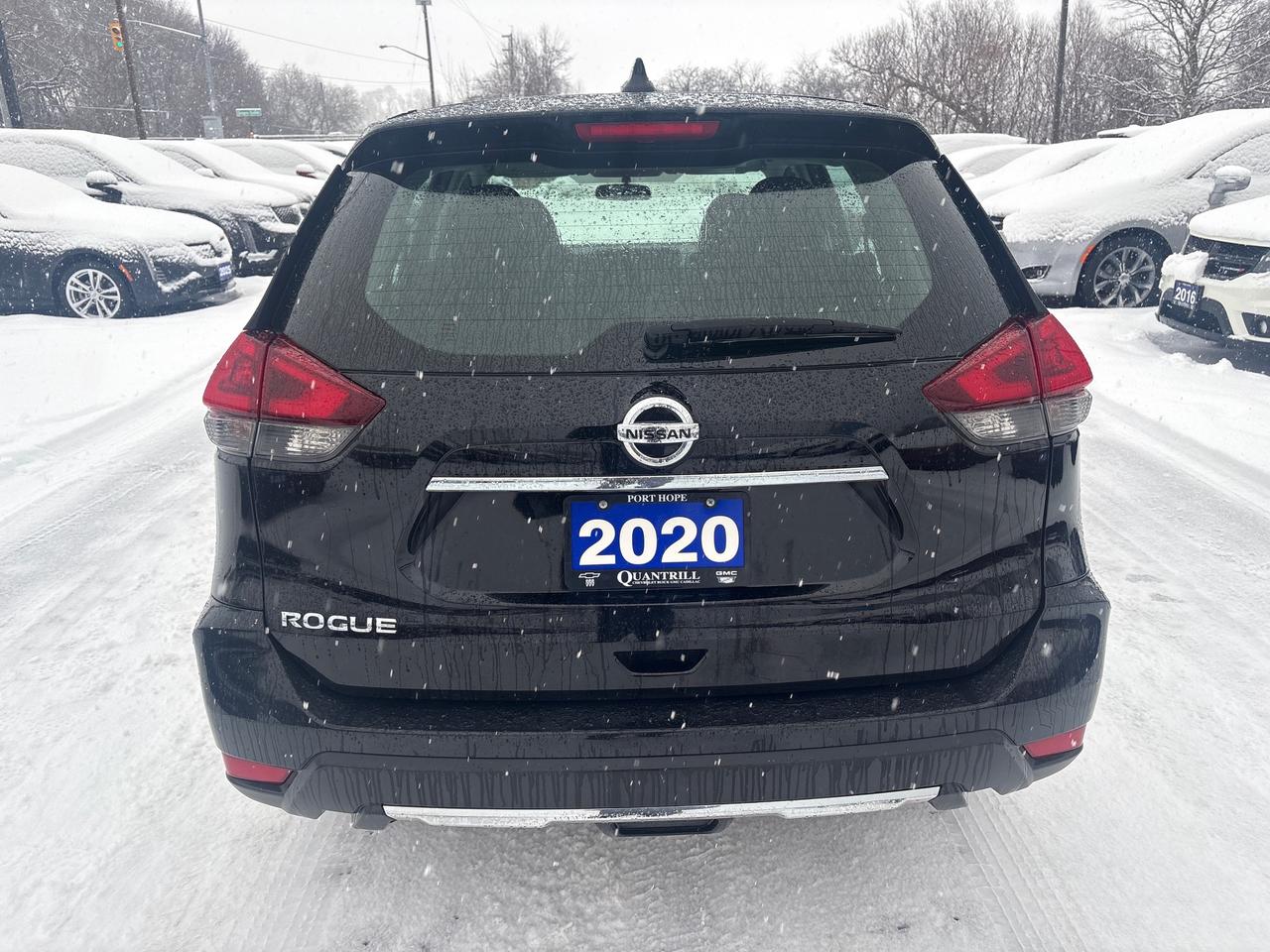 2020 Nissan Rogue S FWD + Heated Seats + Winters *CLEARANCE* Photo