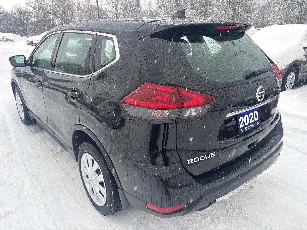2020 Nissan Rogue S FWD + Heated Seats + Winters + 1 Owner Photo